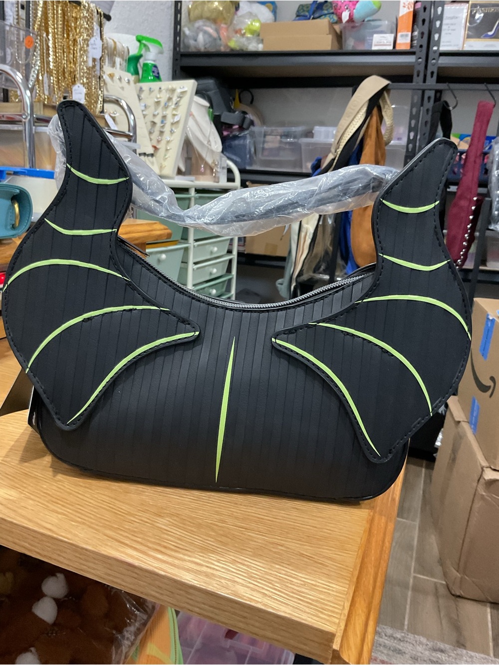 NWT Loungefly Disney Maleficent Horn Glow in Dark Shoulder Bag